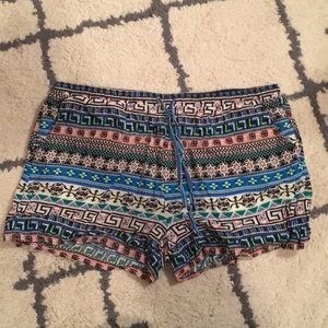 Patterned shorts